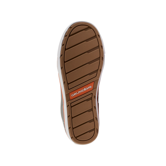 Brown boot sole with tread blocks and a GRUNDENS label