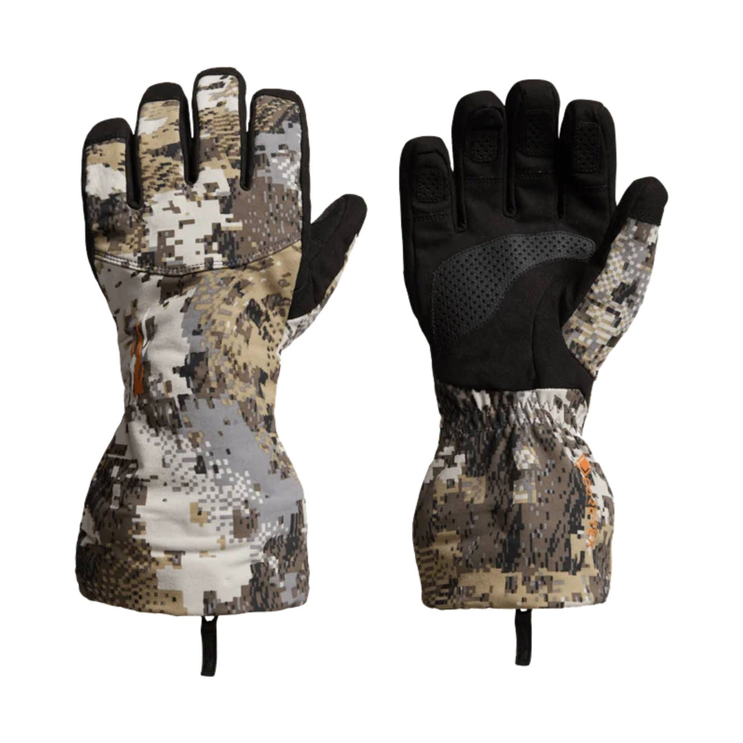 Camouflage insulated gloves with black palms and touchscreen fingertips, shown front and back