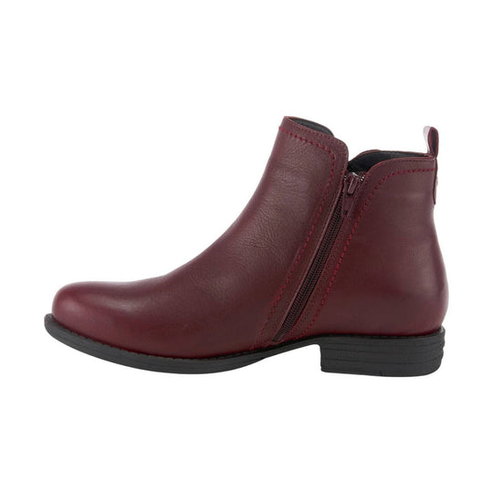 Burgundy leather ankle boot with side zipper and low heel