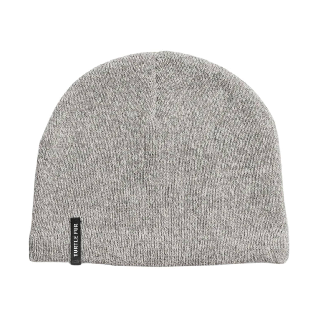 Light gray knit beanie with a small black side tag